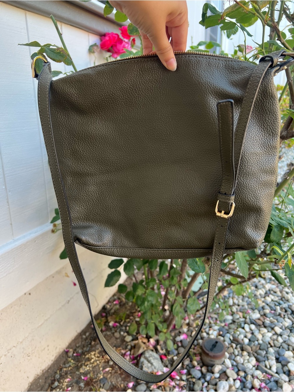 A New Day Olive Green Pebbled Leather Shoulder Bag - Classic Women's Crossbody - Picture 2 of 4